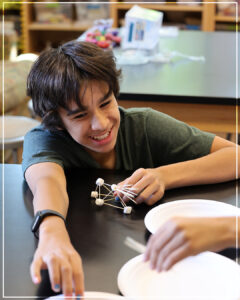 building with marshmallows and toothpicks